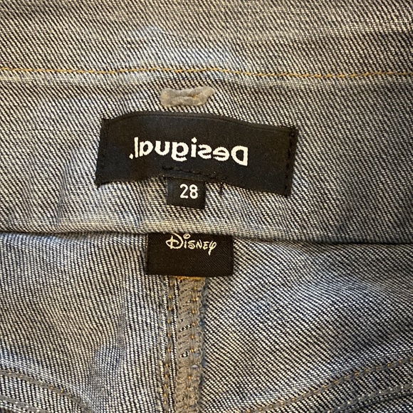 ***RARE*** Mickey Mouse Boyfriend Jeans Pants size 28 - Picture 7 of 16